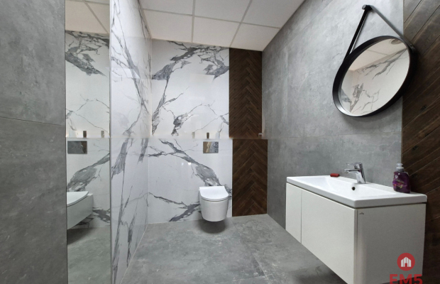 Lokal użytkowy 490 m2. Nowe Miasto.