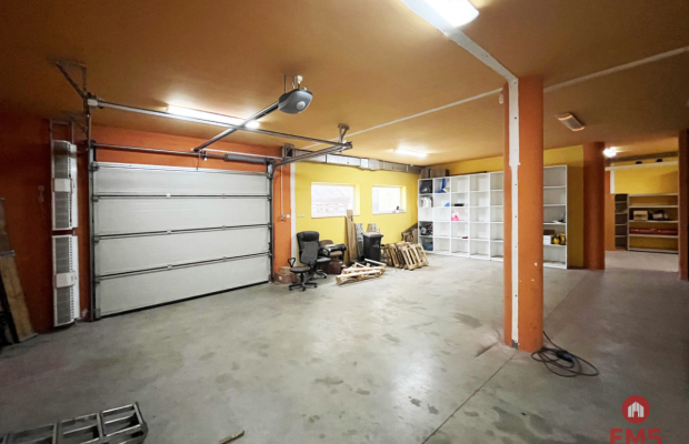 Biura z magazynem do wynajęcia