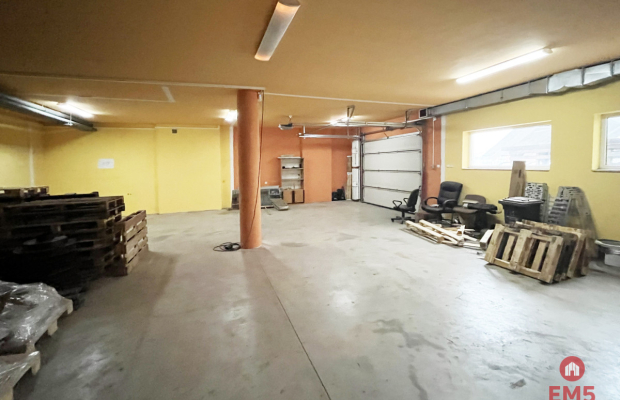 Biura z magazynem do wynajęcia