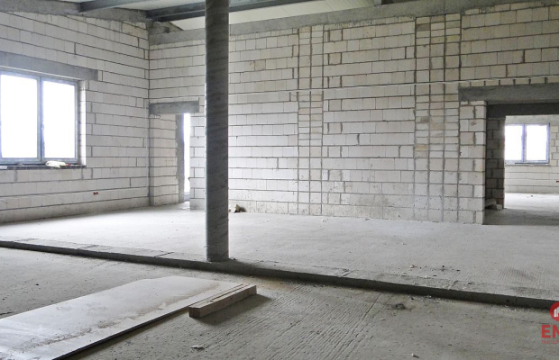 Fasty. Budynek użytkowy 400 m2