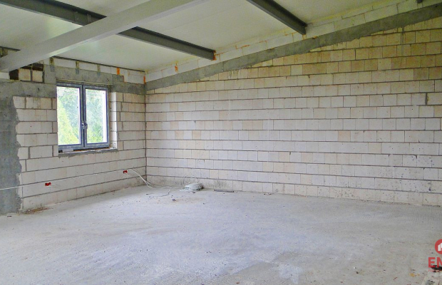 Fasty. Budynek użytkowy 400 m2