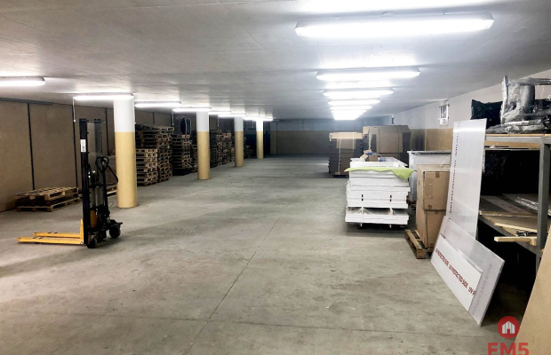 Suchy magazyn 370 m2