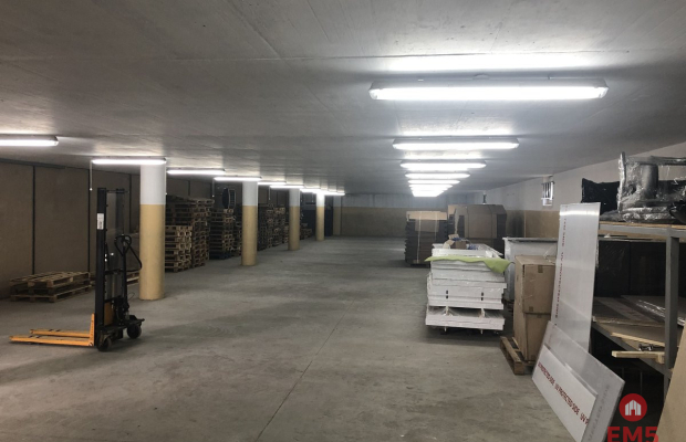 Suchy magazyn 370 m2