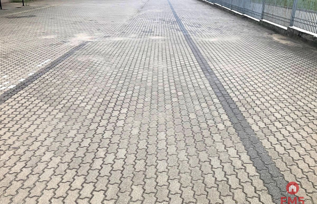 Suchy magazyn 370 m2