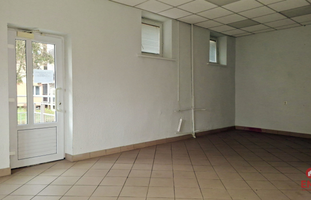 Lokal użytkowy 74 na parterze. Blisko centrum.