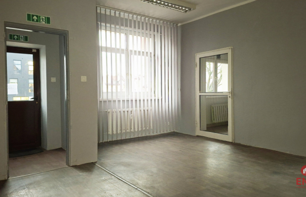 Lokal użytkowy 74 na parterze. Blisko centrum.