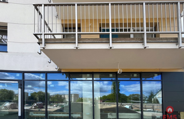 Nowy lokal 65 m2 parter, centrum