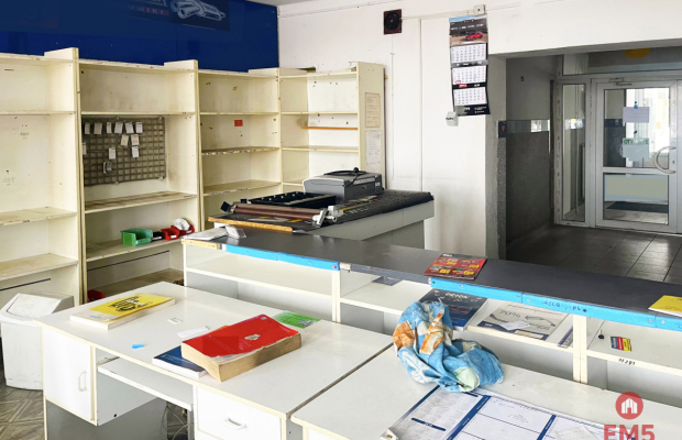 Lokal handlowo usługowy 100m2