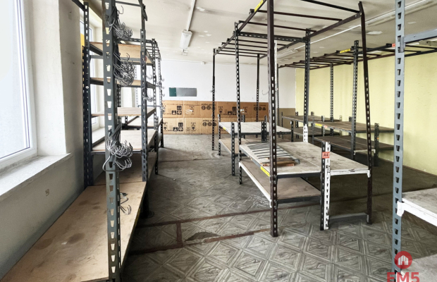 Lokal handlowo usługowy 100m2