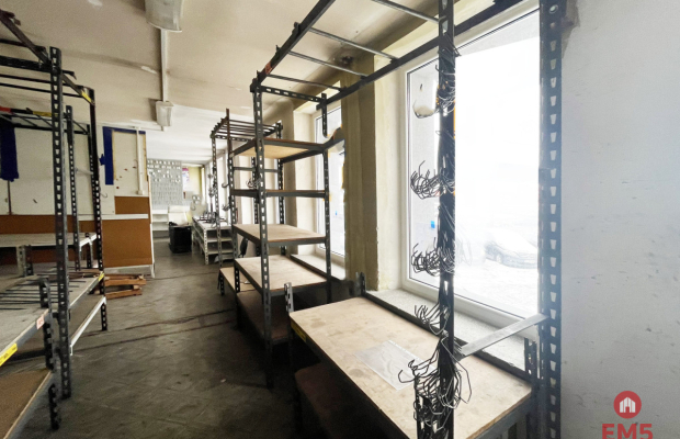 Lokal handlowo usługowy 100m2