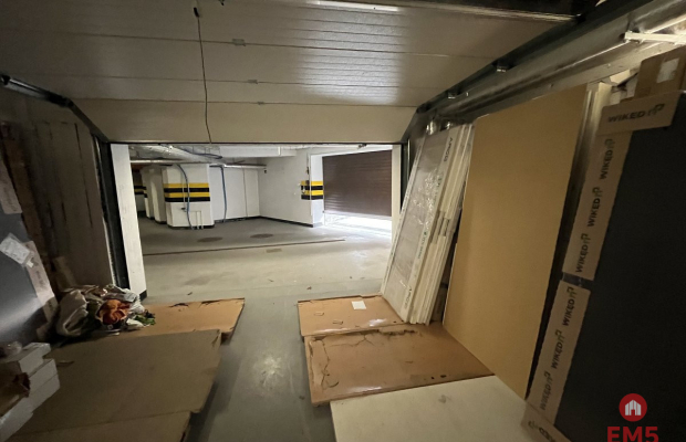 Atrakcyjny lokal handlowo usługowy