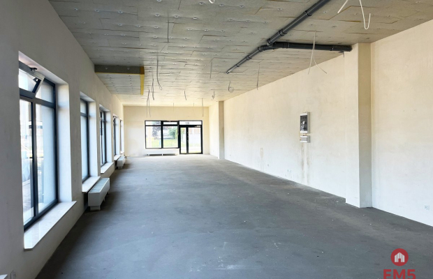 Nowy lokal 180 m2, parter