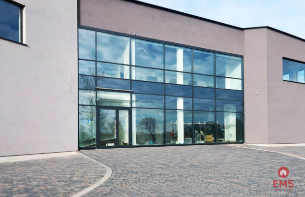 Nieruchomość biurowo magazynowa