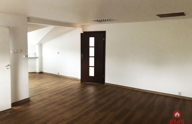 Lokal biurowy przy ulicy