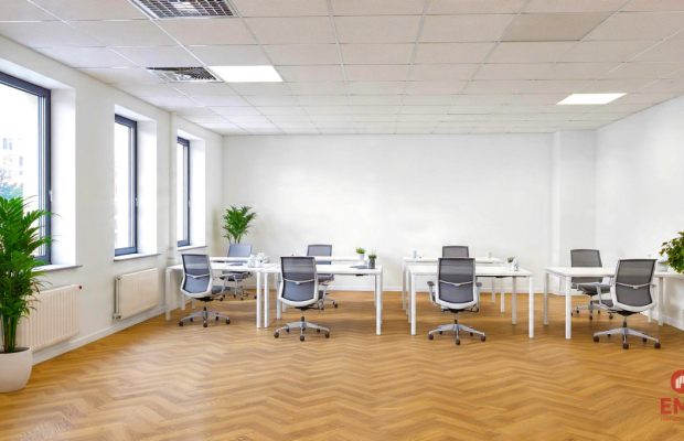 Powierzchnie biurowe, usługowo handlowe w centrum,