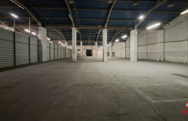 Hala-magazyn z rampą 1200 m2