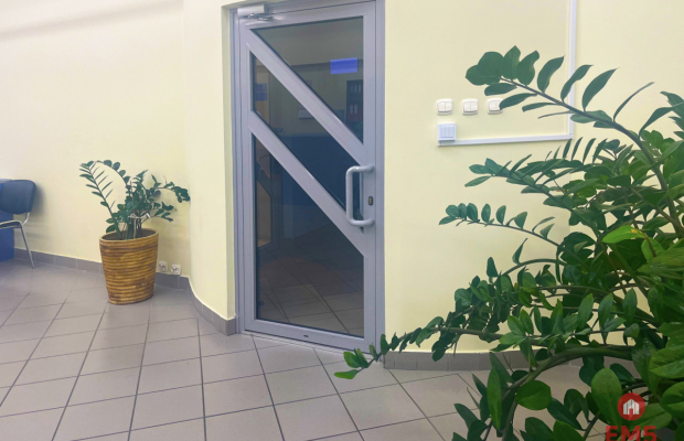 Powierzchnia biurowa 160-200 m2.