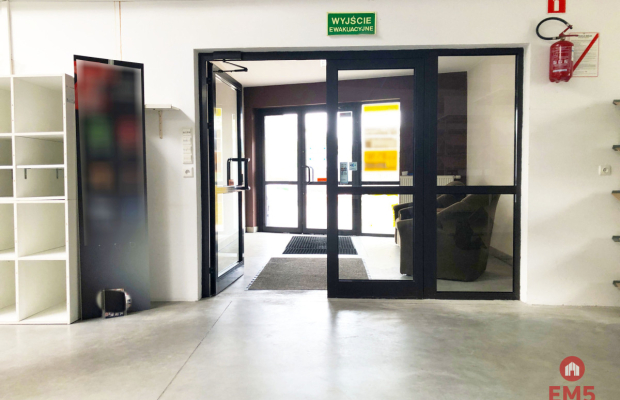 Pow. 1100 m2 przy Parku Handlowym