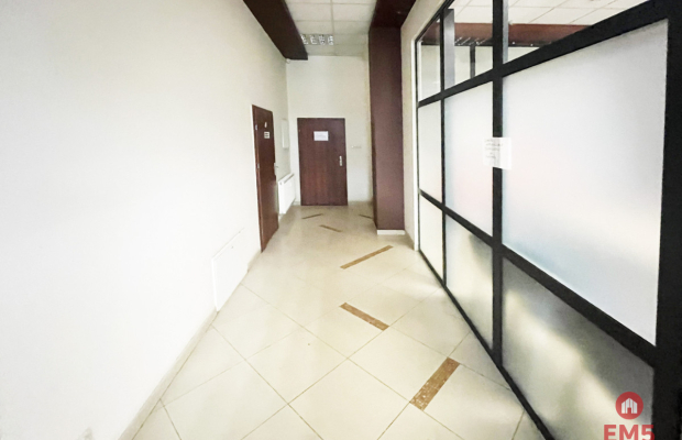 Powierzchnie biurowe i magazyn