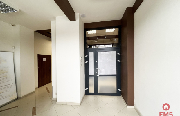 Powierzchnie biurowe i magazyn