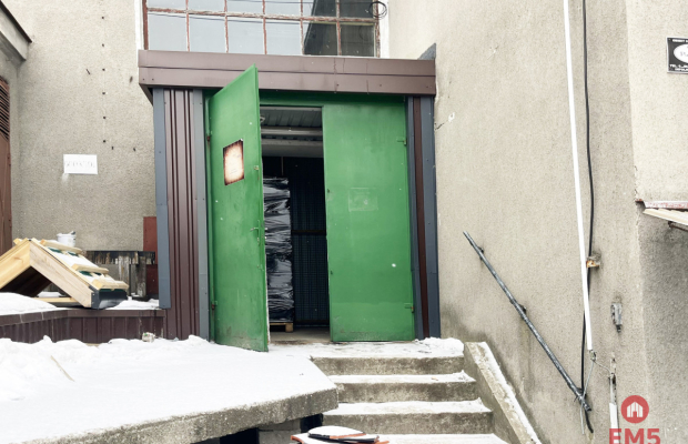 Powierzchnie biurowe i magazyn