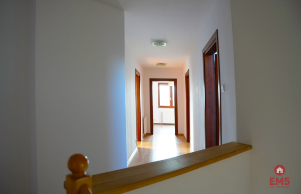 Komfortowy dom, lub siedziba firmy