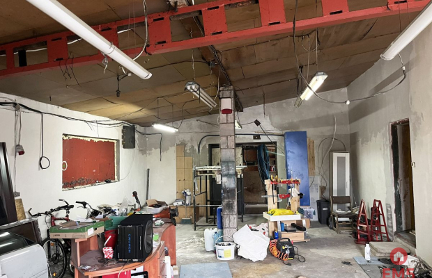 Warsztat i plac do wynajęcia pod miastem