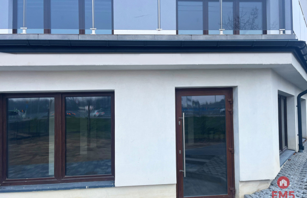 Nowe lokale usługowe parter