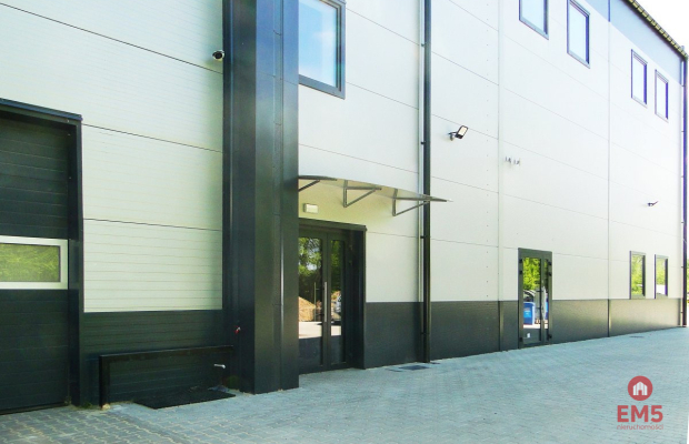 Budynek 1400 m2. Szkoła, fitness, gabinety