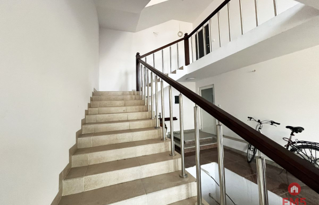 Powierzchnie biurowo usługowe