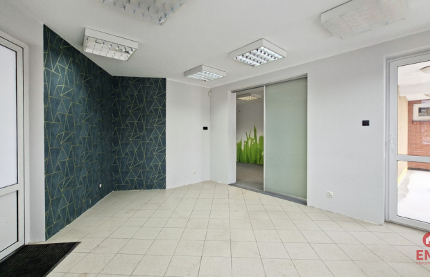 Lokal użytkowy 37 m2. Parter.