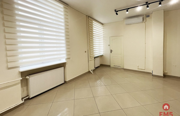 Centrum,  lokal 45 m2 I piętro.