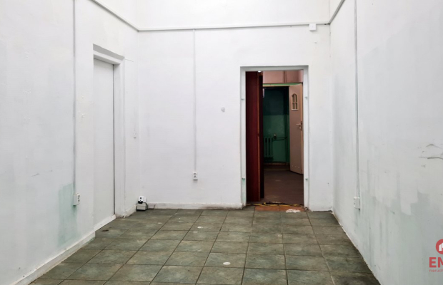 Lokal 28 m2. Parter.