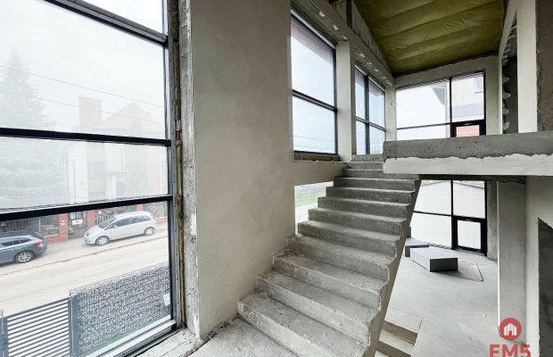 Efektowne biuro. Siedziba firmy.