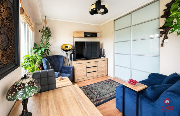 2 pokoje, świetna lokalizacja – Piastowska