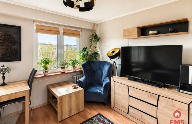 2 pokoje, świetna lokalizacja – Piastowska