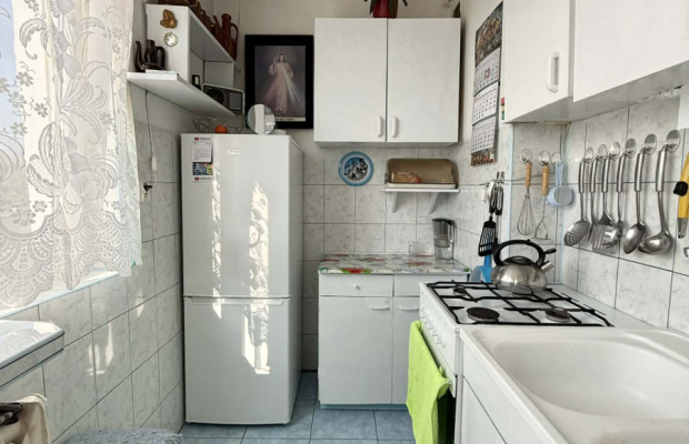 Przytulna kawalerka w centrum miasta-27, 9m²