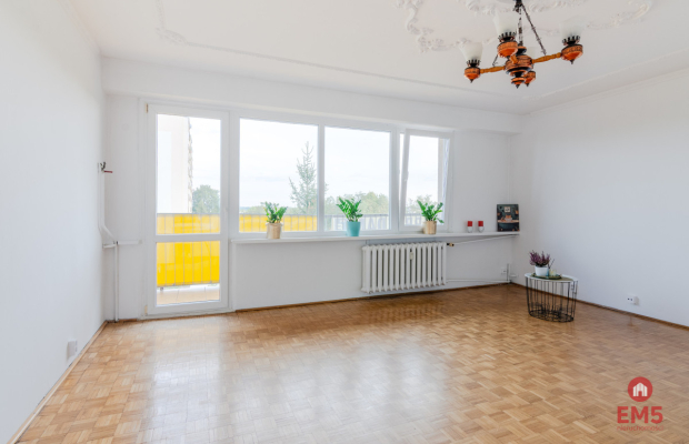 Większość atrakcyjnych nieruchomości w tej okolicy znika zanim trafia na portale. Dlatego pracujemy również na ofertach dostępn