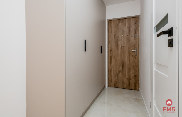 Nowoczesne 2-pokojowe mieszkanie z garderobą