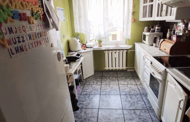 Mieszkanie 3-pok. 1piętro, do remontu