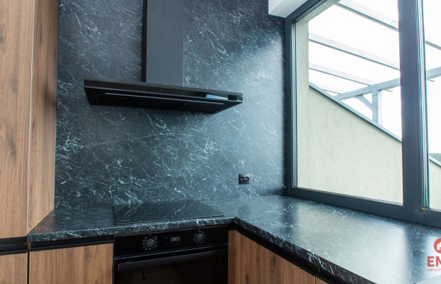 Nowoczesny Apartament 112 m² z Tarasami i Widokiem