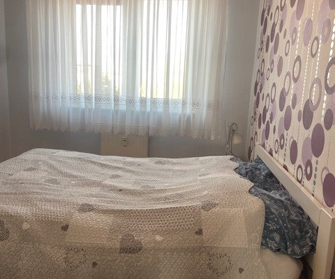 Zadbane 2-pokojowe mieszkanie obok basenu !!!