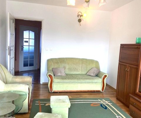 Zadbane 2-pokojowe mieszkanie obok basenu !!!