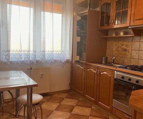 Zadbane 2-pokojowe mieszkanie obok basenu !!!