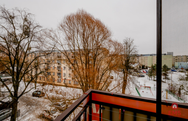 Dwa pokoje w centrum z balkonem