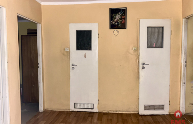 4-pokojowe mieszkanie do remontu w Sejnach