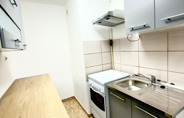 Kawalerka , I piętro, winda, os. Antoniuk