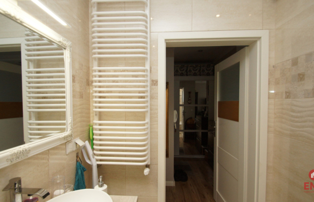 2 pokoje, z miejscem parkingowym