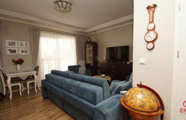 2 pokoje, z miejscem parkingowym