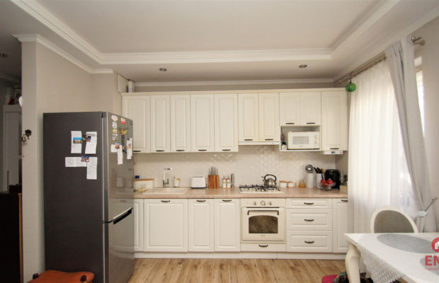 2 pokoje, z miejscem parkingowym